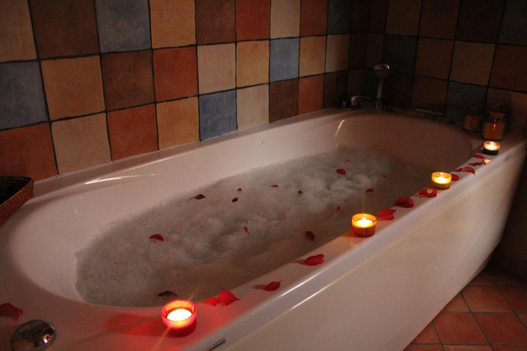 Holiday Home Ca' Del Cinema Mombercelli Стая снимка